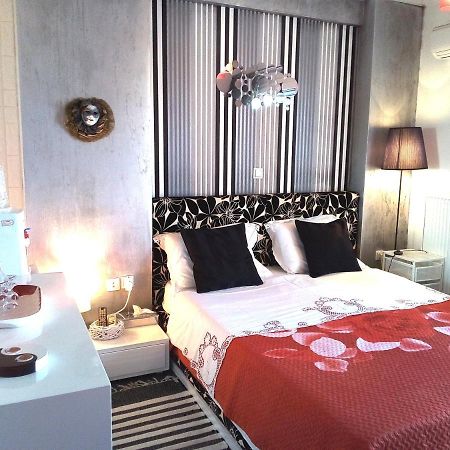 Greek Hospitality 2 Apartment เอเธนส์ ภายนอก รูปภาพ