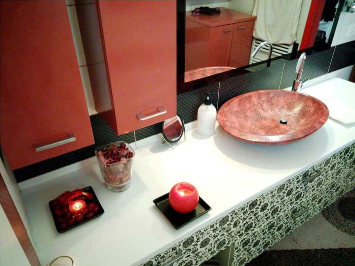 Greek Hospitality 2 Apartment เอเธนส์ ภายนอก รูปภาพ