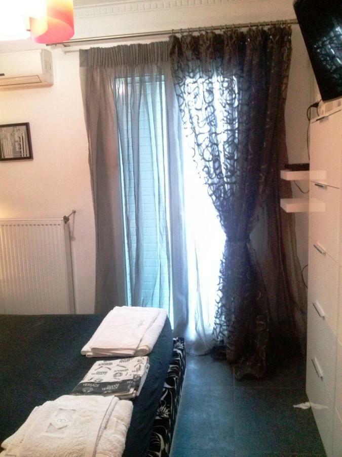 Greek Hospitality 2 Apartment เอเธนส์ ภายนอก รูปภาพ