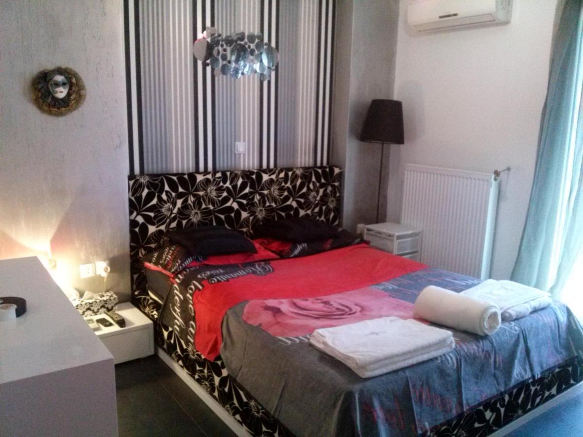 Greek Hospitality 2 Apartment เอเธนส์ ภายนอก รูปภาพ