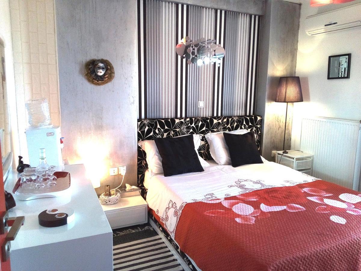 Greek Hospitality 2 Apartment เอเธนส์ ภายนอก รูปภาพ